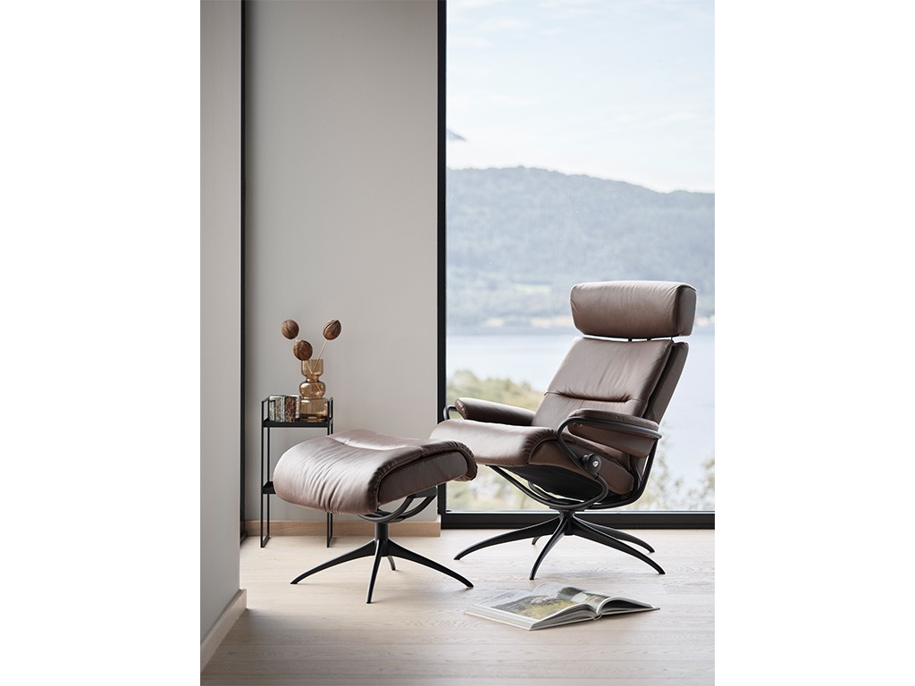 Entdecke den Stressless® Tokyo Relaxsessel: modernes Design, ergonomischer Komfort & individuelle Anpassung. Jetzt im Einrichtungszentrum Konken testen!